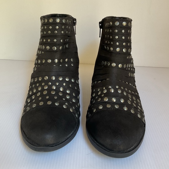 White Mountain Black Studded Ankle Boots Size 8.5 - Picture 3 of 7